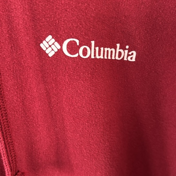 Columbia Burgundy Sweatshirt/Hoodie With Kangaroo Pockets Size M - Picture 5 of 9